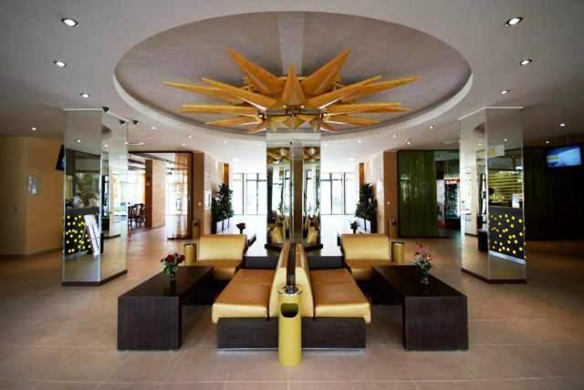 Royal Sun Daire